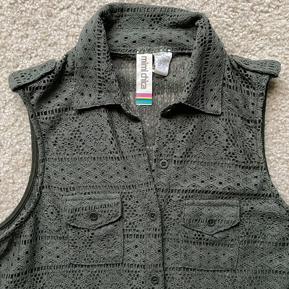 Cutout Collared Tank